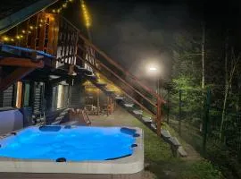 WoodHouse by the River SPA