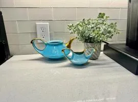 Luxury High-rise Exquisite Views, AA Centre