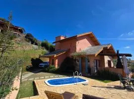 Linda vista para as montanhas a 5 min do charmoso centro da cidade