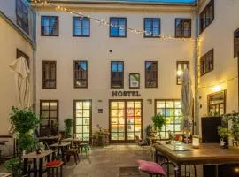 B&B Cool Centre Osijek