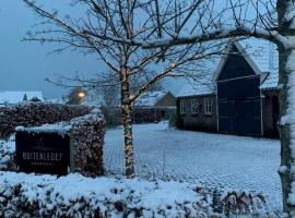 Buitenlede 7 - Suite M, hotel in Dwingeloo