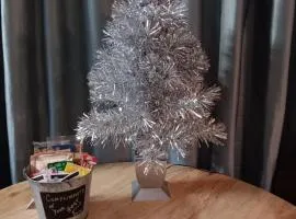 #StayinMyDistrict Hyde Park Down