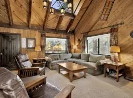 Crystal Pines at Big Bear Lake Walk to Boulder Bay Park Family-Friendly Retreat
