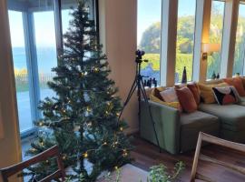 #StayinMyDistrict Cape Arago Sanctuary at the Sea, hotel v destinaci Coos Bay