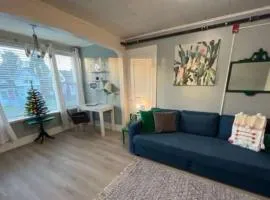 #StayinMyDistrict Heritage House Suite