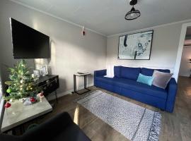 #StayInMyDistrict HeritageHouse 2Bedroom Apartment, hotel v destinaci Coos Bay