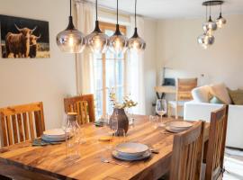 Gemütliche Ferienwohnung am Kochelsee, Hotel in Schlehdorf