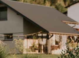 Lipa pod groniem，位于乌斯特龙的酒店