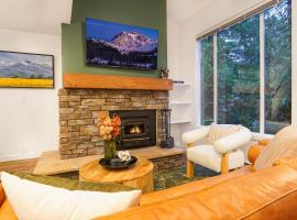 Crystal Creek Retreat, Hotel in Bellingham