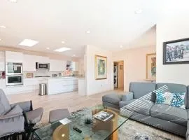 Spacious Single Level Home In Poway