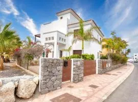 Spacious Villa Laurisilva