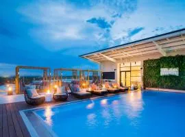 The William Inglis Mgallery