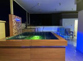 Spa house with private Jacuzzi in Dosquebradas - Pereira, hotel v destinaci Dosquebradas