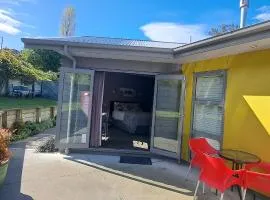 Hidden Gem in Oaklands