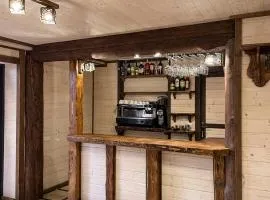 Мамо, я в Карпатах