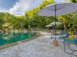 GHL Hotel Club el Puente, hotel s baz&eacute;nom v destin&aacute;cii Girardot