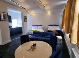 Bright Family Stay in Iconic Jewellery Quarter