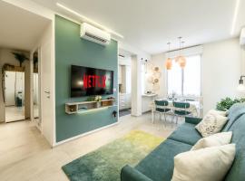 NEW Splash Lusso Con Piscine a 2 Passi Dal Mare, hotel v destinaci Loano