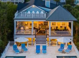 Beachside Stay with Pool Two Decks Rooftop Lounge Steps to Front Beach IOP Beachhouse by AvantStay