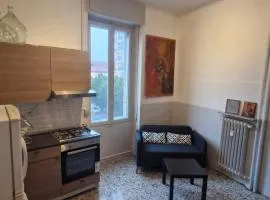 120m2-INTERO-app-CENTRO-PiazzaGenova-Ospedale-parking free close