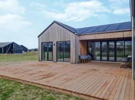 3 Bedroom Beautiful Home In Løkken