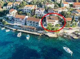 Apartments by the sea Brna, Korcula - 9275