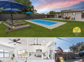 Near Beach Family Escape Heated Pool Fire Pit BBQ