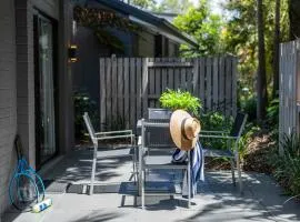 Bayshore Bungalow 12 - Oceanstays