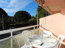 Studio 4 pers à Bormes. Animaux OK, parking. Plage à 200m. - FR-1-251-902