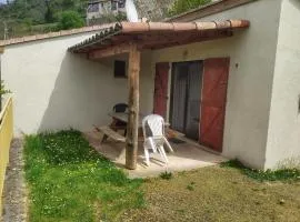 Chalet confortable avec terrasse - 4 personnes - API-1-52-908