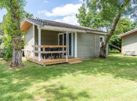 Chalet avec Terrasse à Tréguennec pour 4 personnes - API-1-52-944, hotel en Tréguennec