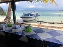 NATA homestay, bed and breakfast en Banggai