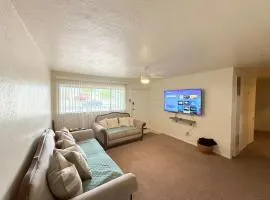 Free 50 Gift Card! Near Prime Shopping & Dinning! Sierra Vista Hideaway