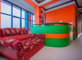 Sumeru Hotel and Lodge، فندق في Itahari