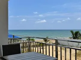 Buddy's Beach House Sipalay