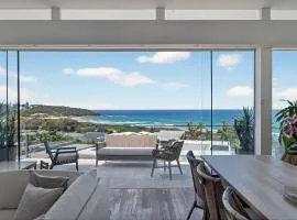 Luxury Curl Curl Retreat - Pool and Parking