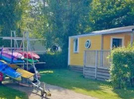 Mobil-home confortable avec terrasse à Saint-Lunaire - API-1-52-1156