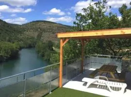 Mobil home 32m² avec terrasse au Camping De La Cascade, 3 chambres pour 6 personnes - API-1-52-1162