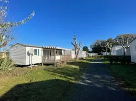 Mobil home de 35m², 3 chambres, terrasse - API-1-52-1192