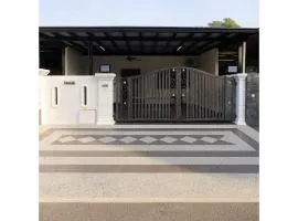 Putra Homestay Kulai