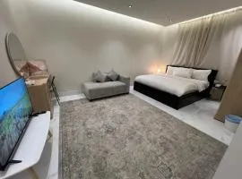 Fully equipped luxury studio, smart access with cleaning service