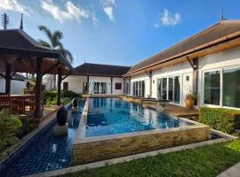 Tara9-Orientel Villa 4BR private pool Layan Beach