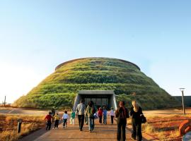 Maropeng Boutique Hotel, hotel in Magaliesburg