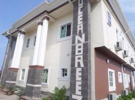 Ocean Breeze Suites, hotel v destinaci Ibasa