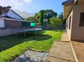 Family-Friendly House in George，位于乔治的酒店