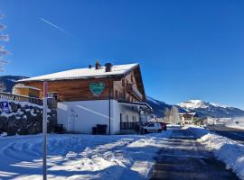 Neunerköpfle, hotel v destinaci Tannheim