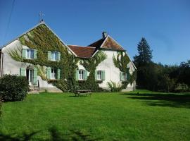 Chambre La Louis XVI, La Tourelle，位于Choye的酒店