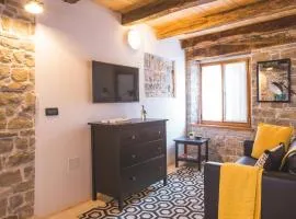 Lovely Apartment In Oprtalj With Wifi