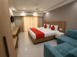 Hotel Grand Luxury Sadhna Near Char Dham Temple Luxury & Spacious Rooms With Free Parking & Wifi !!! Top Rates And Family Recommended