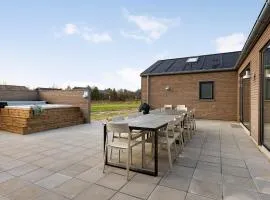 Stunning Home In Ålbæk With Sauna